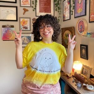 Meet your Posher, Angela